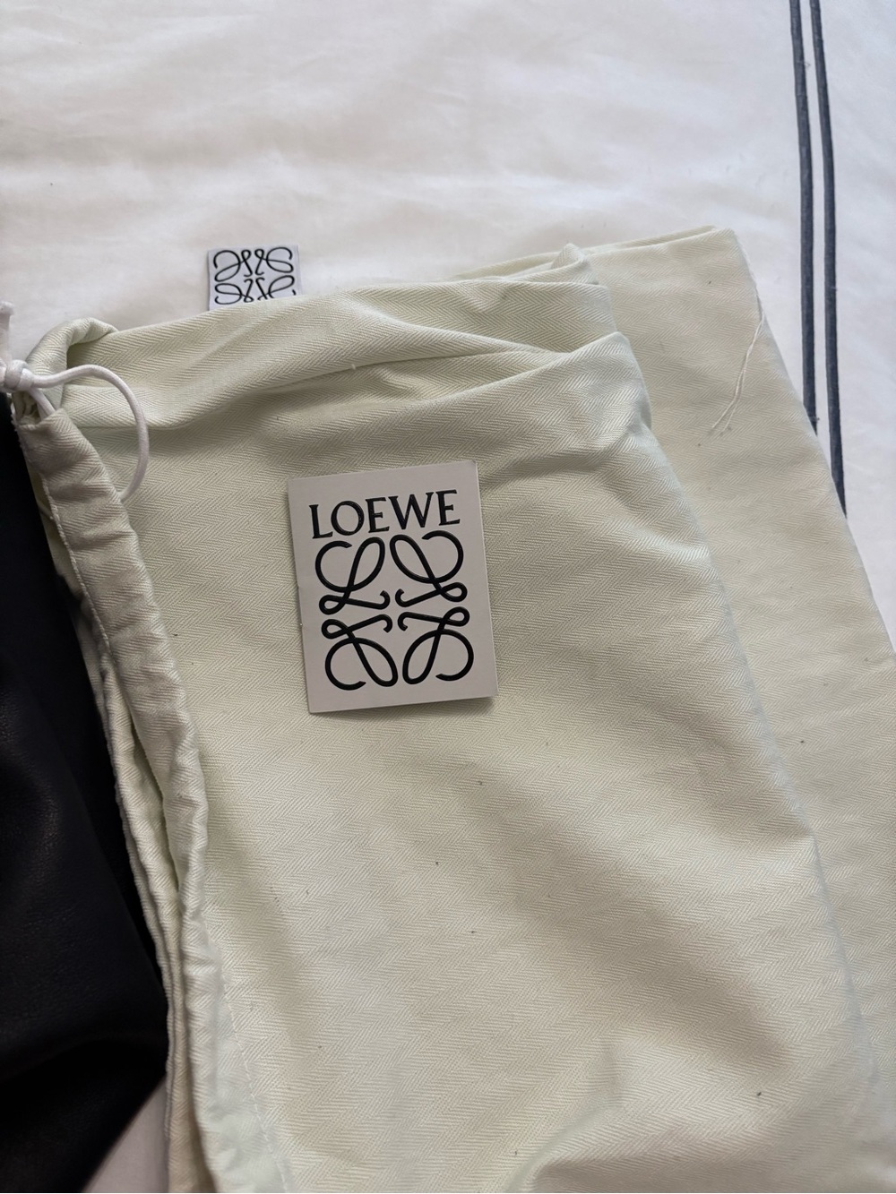 Loewe XL squeeze cord Black Leather Tote with Rope Strap - Picture 5 of 7